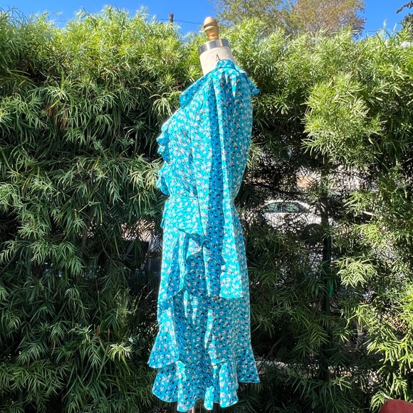 Veronica Beard dress, color blue with red and white flowers, size 8 - Picture 5 of 9